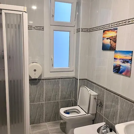 Loinaz Πανσιόν